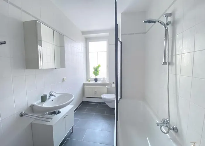 Stilvolle 2 Mit Kueche, Tv, Waschmaschine Leipzig