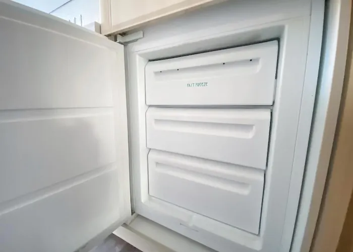 Stilvolle 2 Mit Kueche, Tv, Waschmaschine * Leipzig